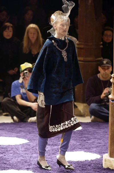 Look 10